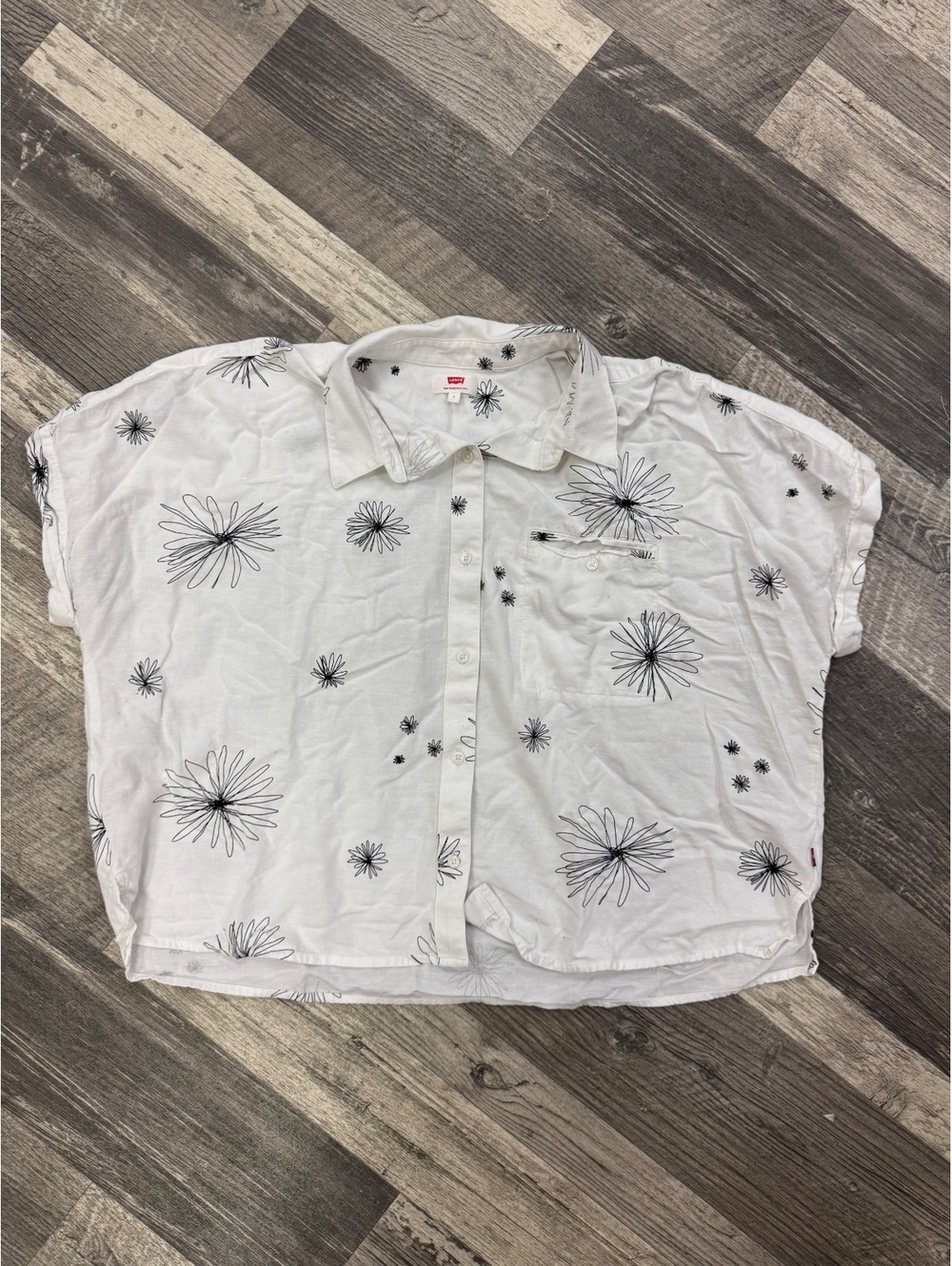 Levi's Women's White Button-Up Blouse with Black Floral Print, Size L